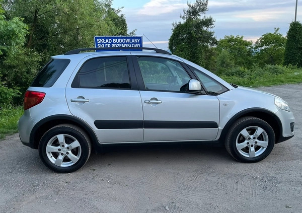 Suzuki SX4 cena 30700 przebieg: 138000, rok produkcji 2010 z Sława małe 407